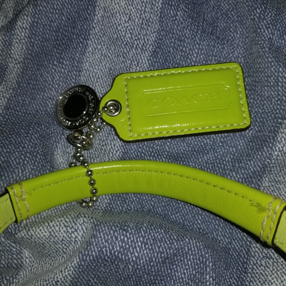 Coach Lime Green Shoulder Bag - Picture 4 of 4
